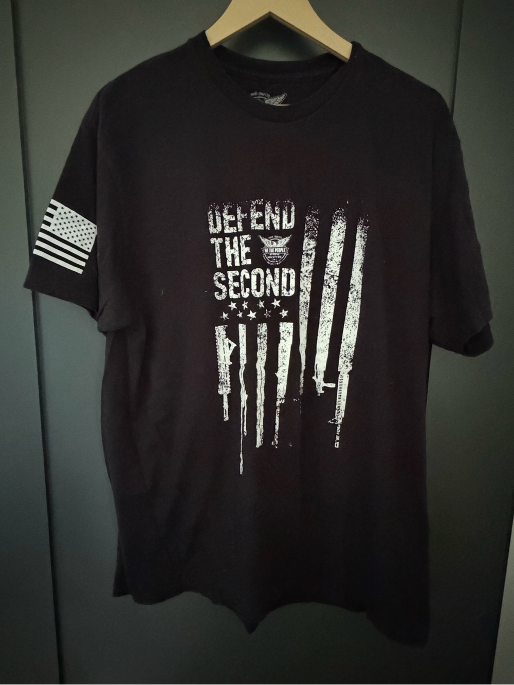 Men's Black 'Defend the Second' Graphic Tee